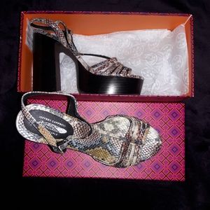 Jeffrey Campbell x Free People! Size 10 Platform Sandals